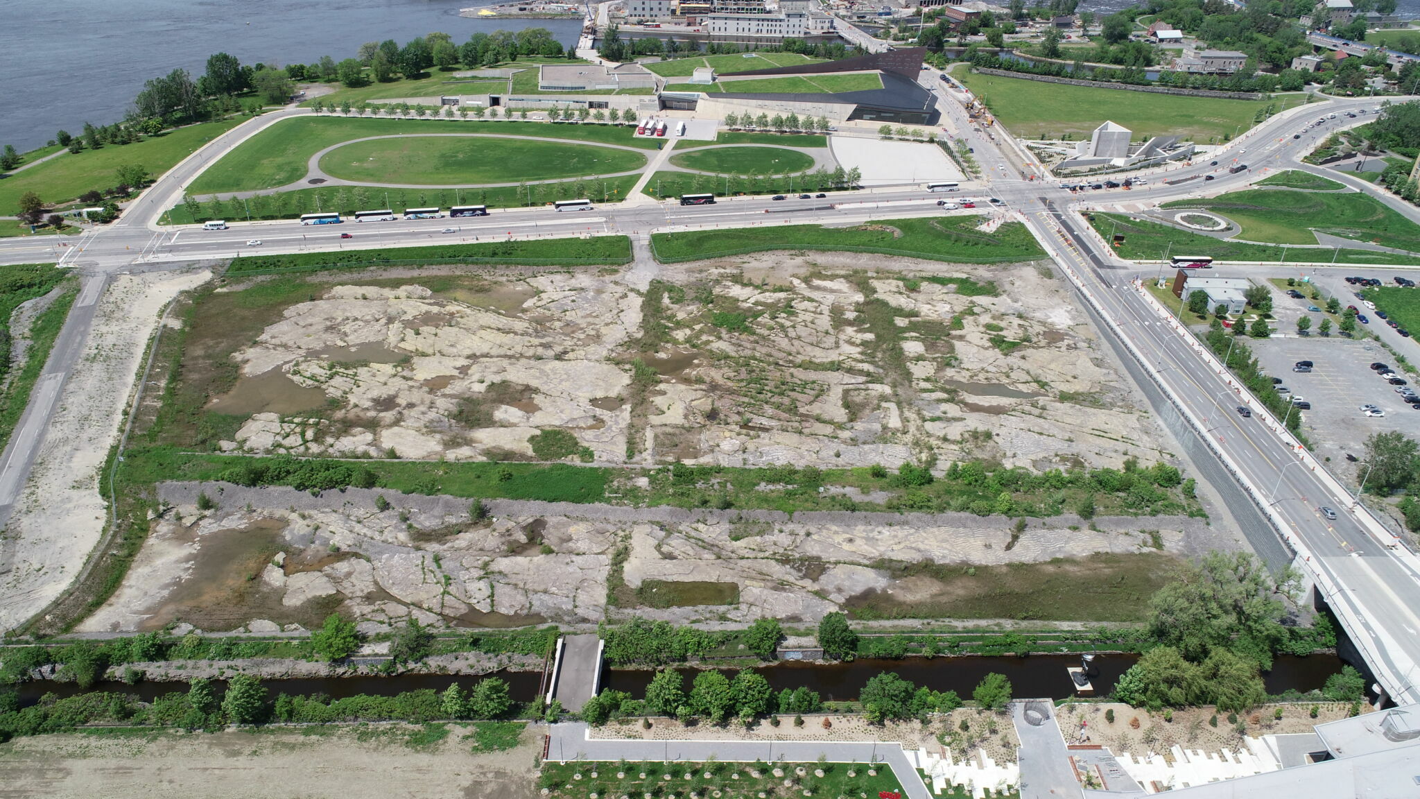 Une vue du site d’aménagement de la phase des plaines aux plaines LeBreton.