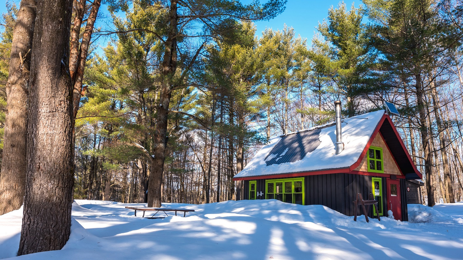 The Pines Cabin in Gatineau Park in winter