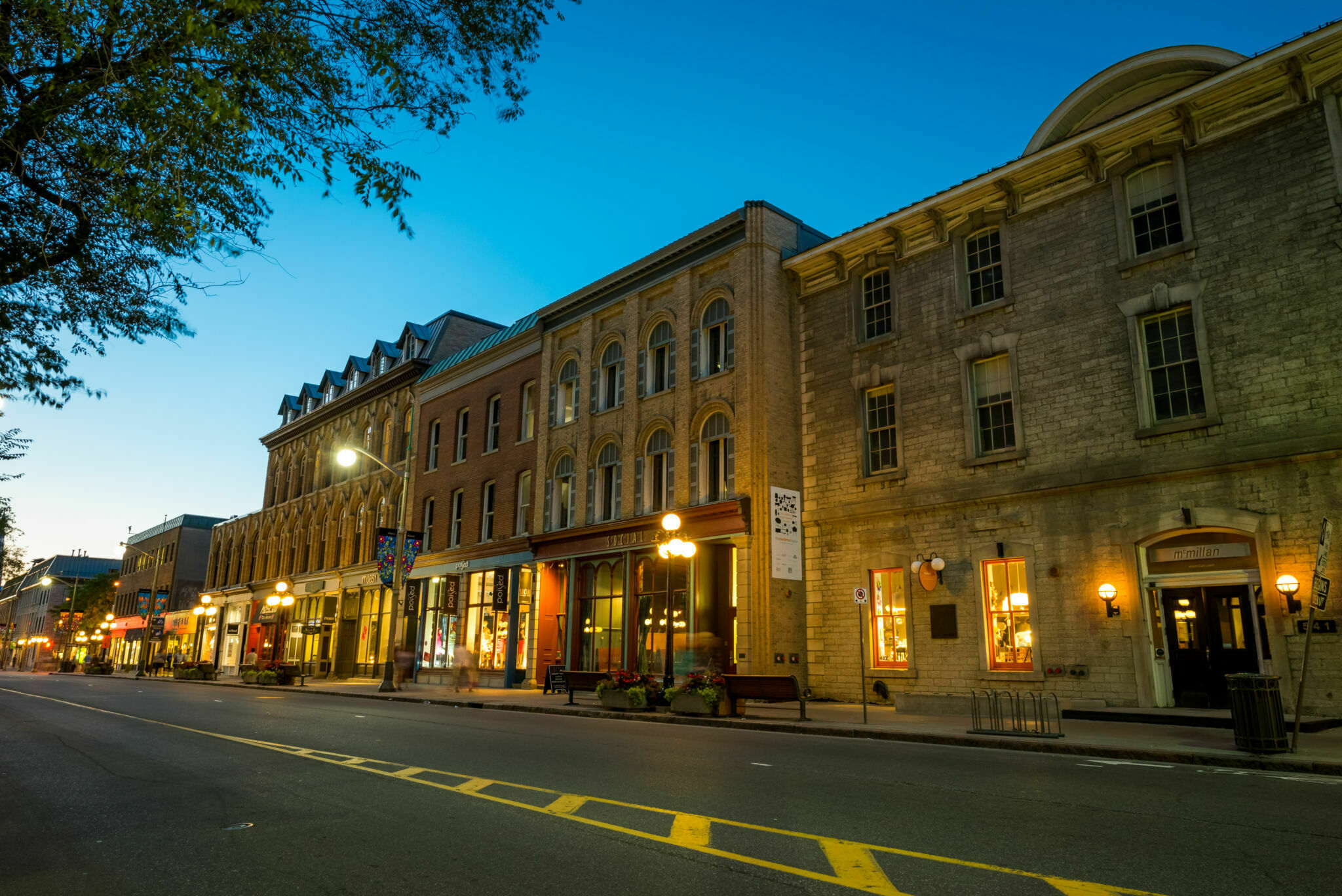 Evening view of various buildings in the ByWard Market