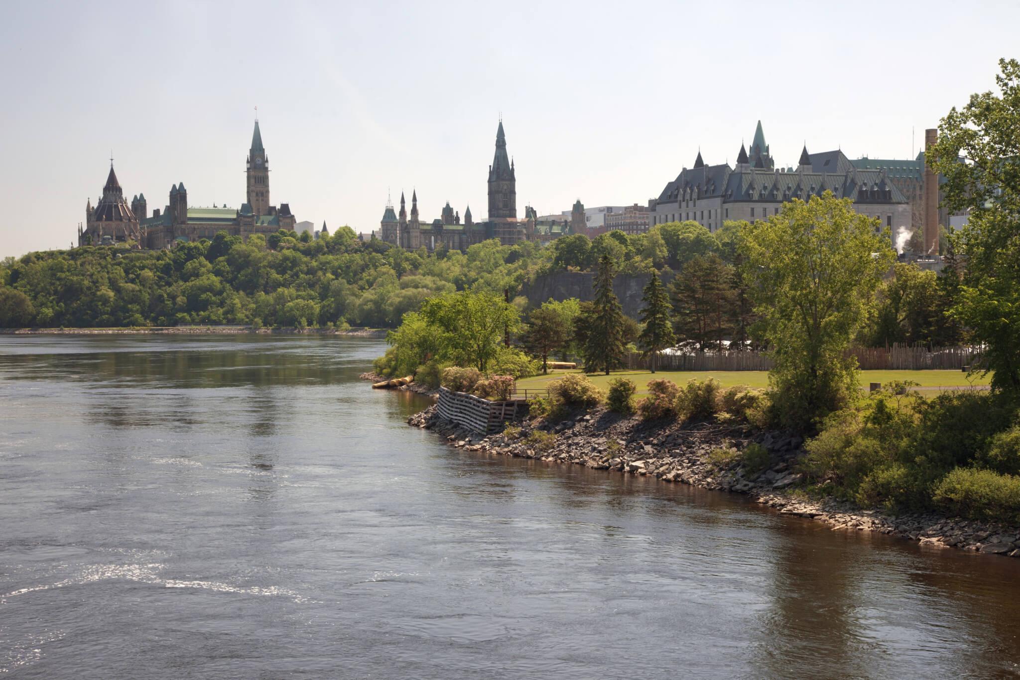 Travaux de décontamination sur l’île Victoria