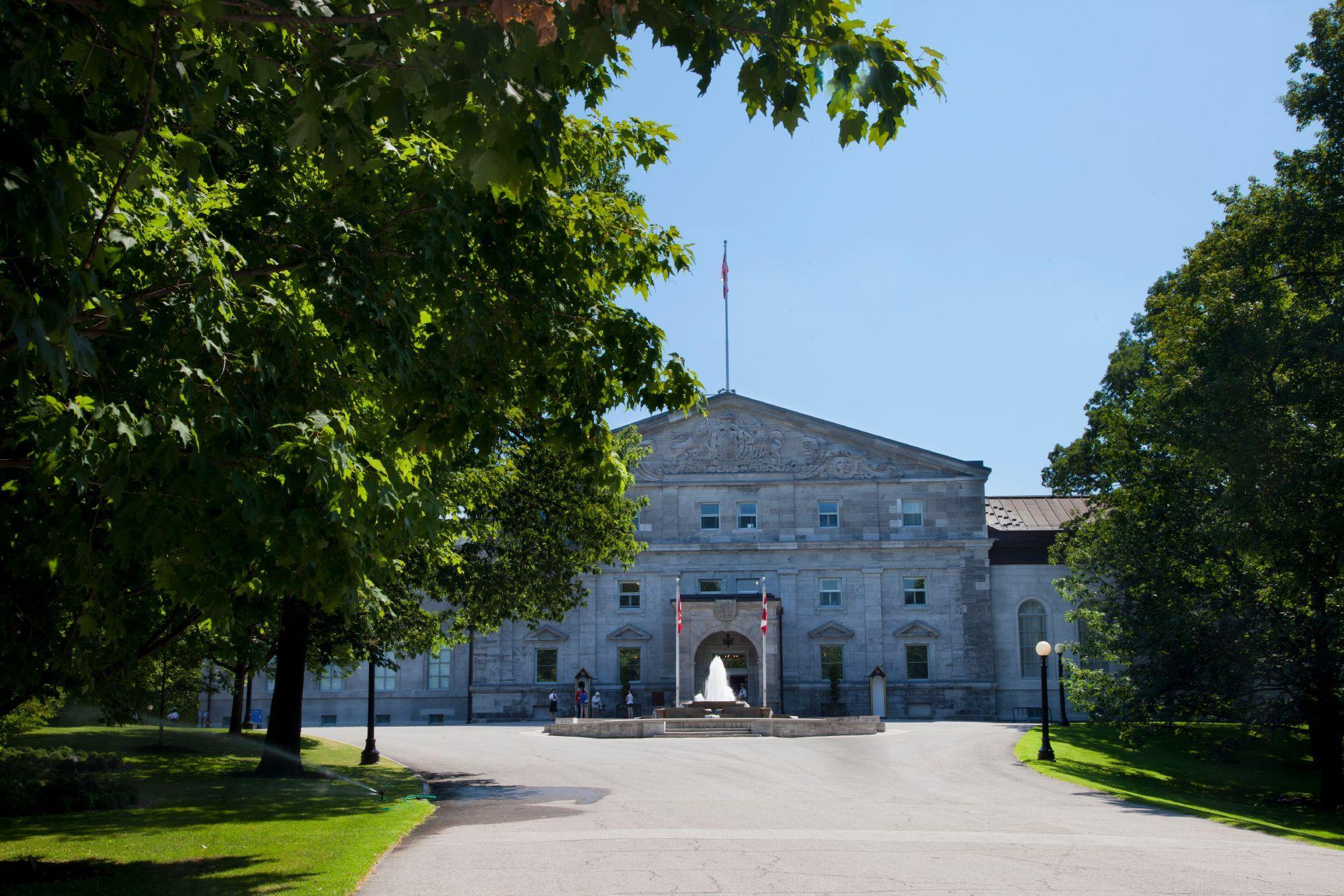 Rideau Hall’s new forecourt and Fountain of Hope inaugurated National