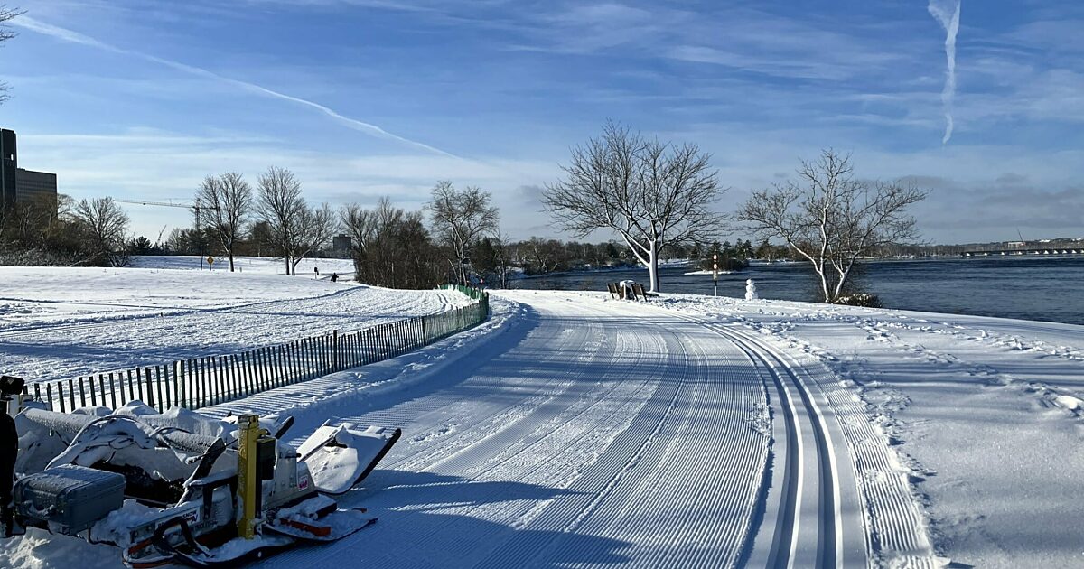 The Capital Pathway Snow Heroes - National Capital Commission