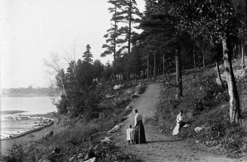 Rockcliffe Park. October 1, 1901. Credit: James Ballantyne / Library and Archives Canada / PA-133404